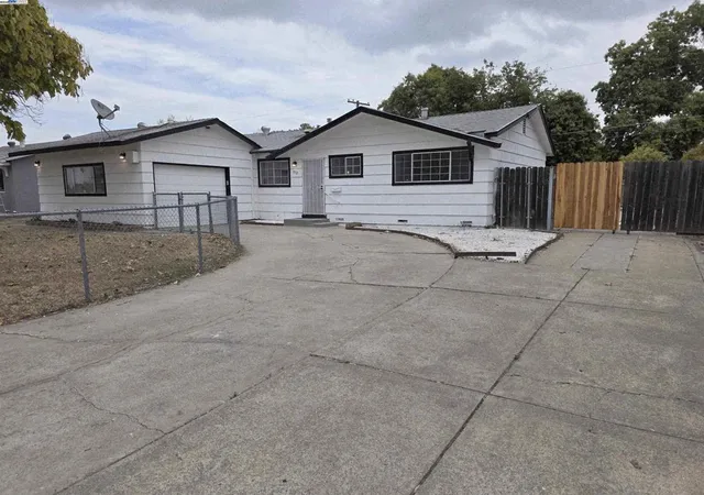 1st image of 7527 24th Street, Sacramento, CA 95822 | MLS# 41113836