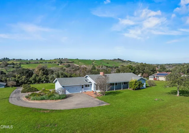 Homes for sale in Los Olivos, CA | 2465 Grand Ave, Los Olivos, CA 93441 | MLS# V1-32702
