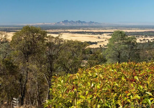 5th image of 135 Sunny Hills Rd, Marysville, CA 95901 | MLS# 250040895SD