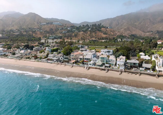 Homes for sale in Malibu, CA | 23614 Malibu Colony Road, Malibu, CA 90265 | MLS# 25602129