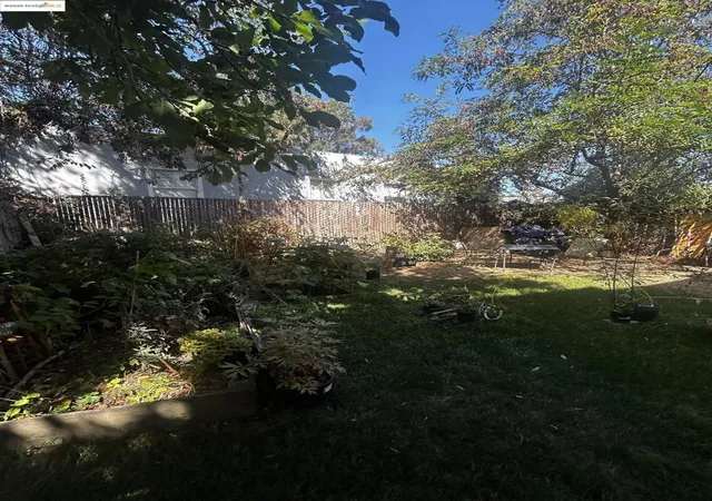 Photo 17 of Multi family home for sale at 2816 Foothill Blvd, Oakland, CA 94601 | MLS# 41113935 | Listing updated on 2026-10-05