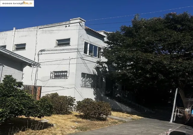 Photo 1 of Multi family home for sale at 2816 Foothill Blvd, Oakland, CA 94601 | MLS# 41113935 | Listing updated on 2026-10-05