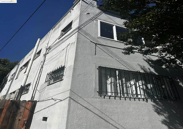 Photo 2 of Multi family home for sale at 2816 Foothill Blvd, Oakland, CA 94601 | MLS# 41113935 | Listing updated on 2026-10-05