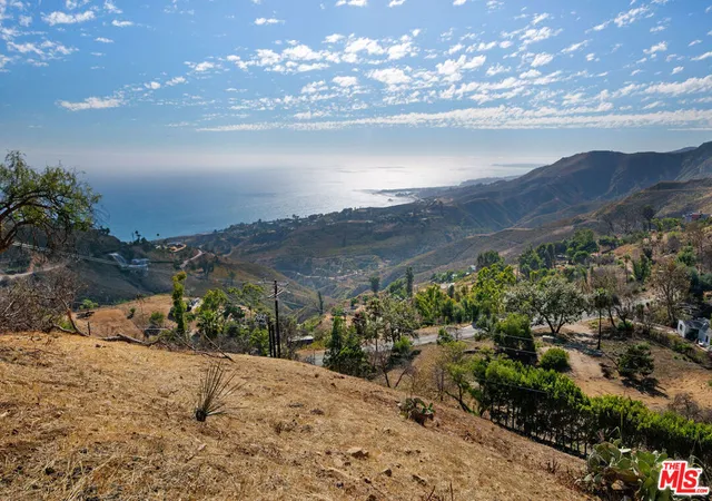 Photo 4 of Land for sale at 21800 Azurelee Dr, Malibu, CA 90265 | MLS# 25598779 | Listing updated on 2026-09-16