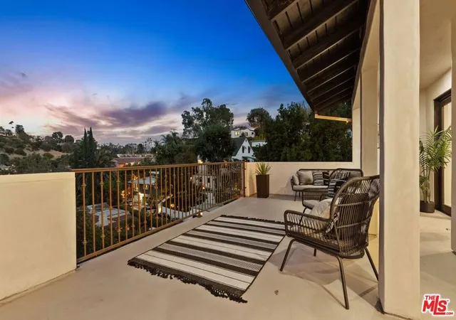 42nd image of 5940 Manola Way, Los Angeles, CA 90068 | MLS# 25601925