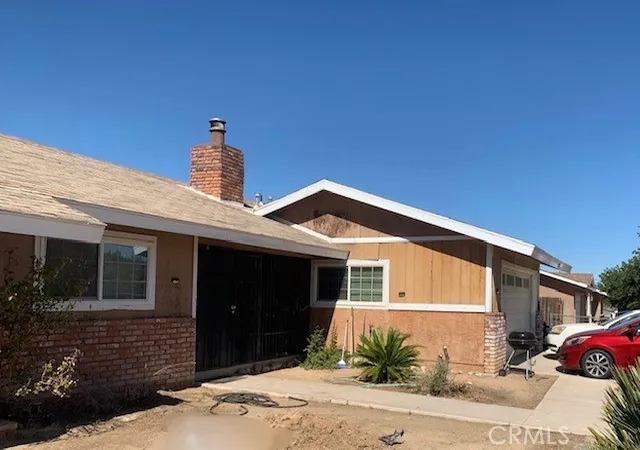 Photo 2 of Sale Pending at 12494 Hickory Ave, Victorville, CA 92395 | MLS# DW25231994 | Listing updated on 2026-09-29