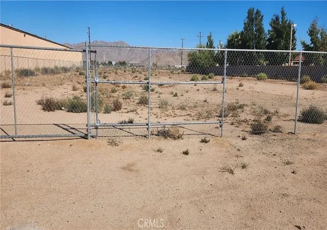 5th image of 0 Pioneer, Apple Valley, CA 92307 | MLS# RS25234657