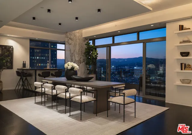 Homes for sale in Los Angeles, CA | 10800 Wilshire Boulevard, Los Angeles, CA 90024 | Houzeo