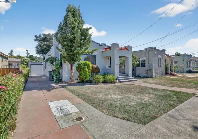 Homes for sale in San Leandro, CA | 464 Kenilworth Ave, San Leandro, CA 94577 | MLS# 41114076