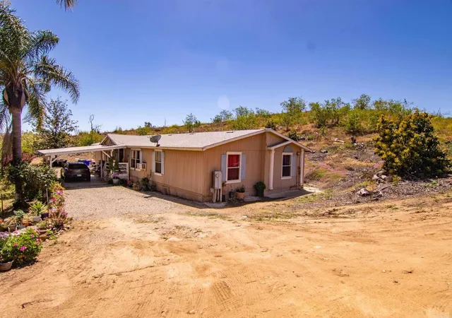4th image of 214 Creelman Ln, Ramona, CA 92065 | MLS# NDP2509743