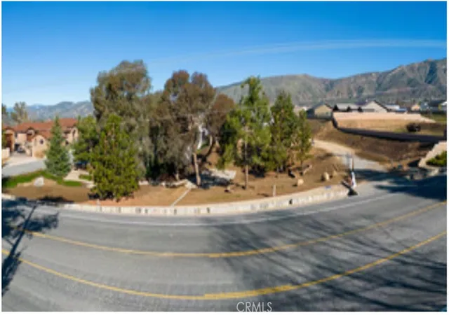 5th image of 35892 Oak Glen Rd, Yucaipa, CA 92399 | MLS# IG25234689