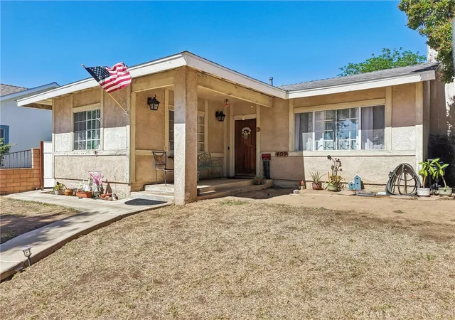 Photo 2 of Sale Pending at 409 W 4th, San Dimas, CA 91773 | MLS# AR25235476 | Listing updated on 2025-11-21