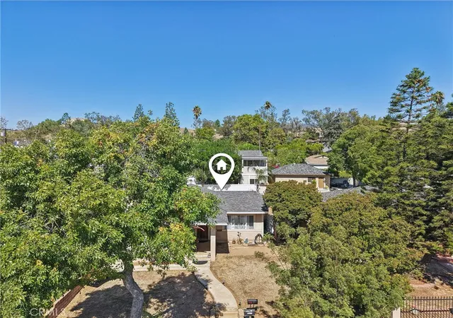 Photo 3 of Sale Pending at 409 W 4Th, San Dimas, CA 91773 | MLS# AR25235476 | Listing updated on 2025-11-21