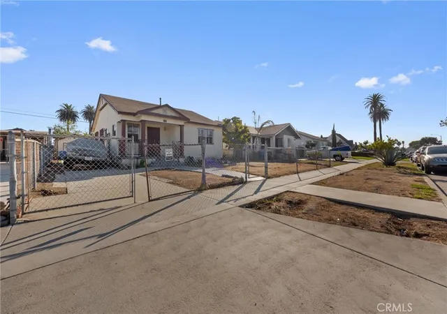 4th image of 1122 W 77Th, Los Angeles, CA 90044 | MLS# RS25236035