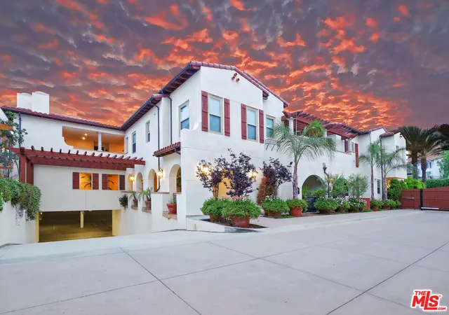 3rd image of 28220 Highridge Rd #208, Rolling Hills Estates, CA 90274 | MLS# 25603575