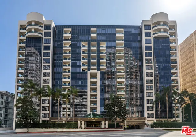 2nd image of 10724 Wilshire Blvd #1005, Los Angeles, CA 90024 | MLS# 25601523