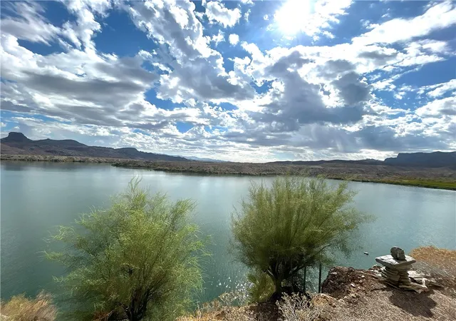 Photo 3 of Manufactured home for sale at 7 Havasu Palms, Parker Dam 92267, Parker, CA 92267 | MLS# HD25227665 | Listing updated on 2026-03-31