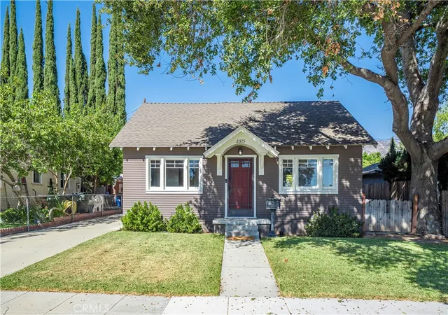 Photo 1 of Sale Pending at 2325 White St, Pasadena, CA 91107 | MLS# DW25236346 | Listing updated on 2026-02-19