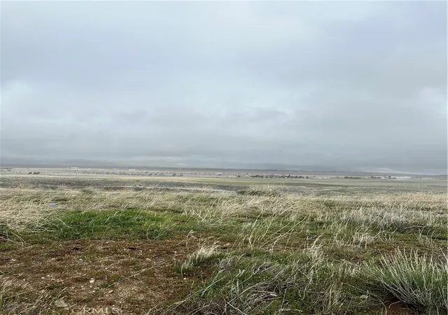 3rd image of 0 Dotty Ct, Tehachapi, CA 93561 | MLS# NS25236476