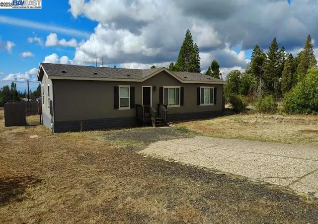 2nd image of 13742 Endicot Cir, Magalia, CA 95954 | MLS# 41114309