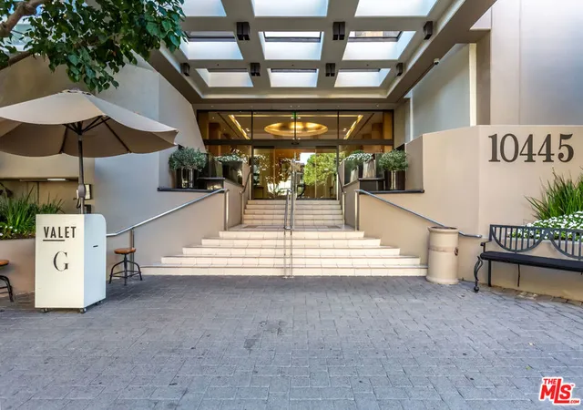 Homes for sale in Los Angeles, CA | 10445 Wilshire Blvd #1806, Los Angeles, CA 90024 | MLS# 25604651