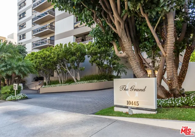 Homes for sale in Los Angeles, CA | 10445 Wilshire Blvd #1806, Los Angeles, CA 90024 | MLS# 25604651