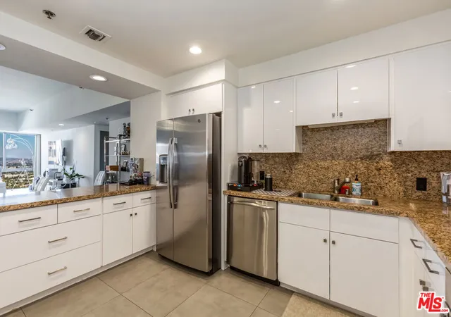 Homes for sale in Los Angeles, CA | 10445 Wilshire Blvd #1806, Los Angeles, CA 90024 | MLS# 25604651