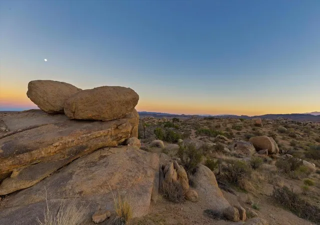 3rd image of 1 Dragonfly Ln, Pioneertown, CA 92268 | MLS# 219136809PS