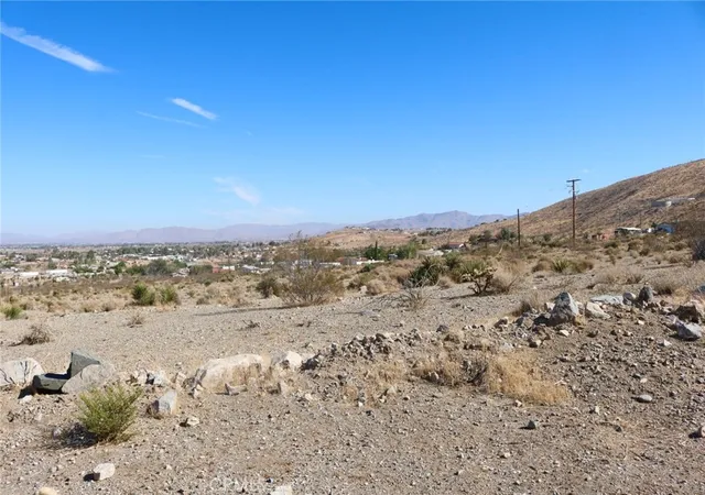 13th image of 0 Juniper, Apple Valley, CA 92308 | MLS# CV25238237