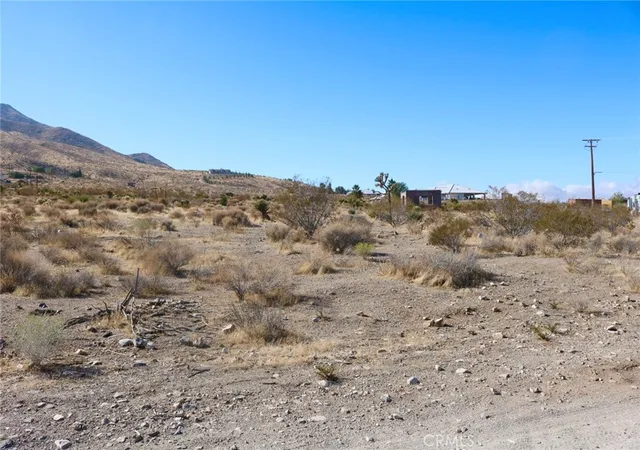 5th image of 0 Juniper, Apple Valley, CA 92308 | MLS# CV25238237