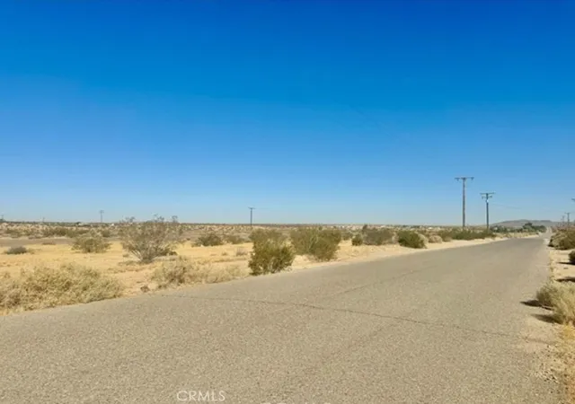 5th image of 28032 Rodeo, Helendale, CA 92342 | MLS# HD25238718