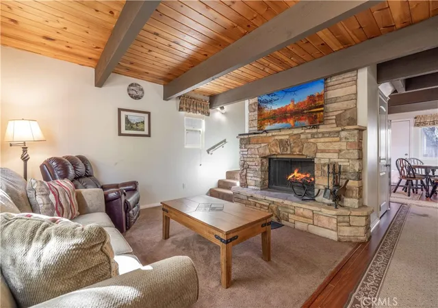 Homes for sale in Sugarloaf, CA | 548 Moreno Ln, Sugarloaf, CA 92386 | MLS# OC25236404