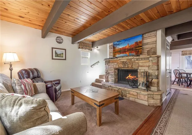 1st image of 548 Moreno Ln, Sugarloaf, CA 92386 | MLS# OC25236404