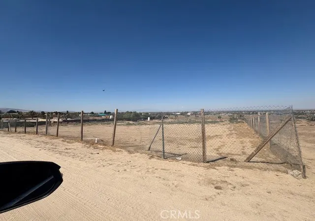 2nd image of 52 Vic Avenue T12 Vic, Palmdale, CA 93552 | MLS# SR25239132
