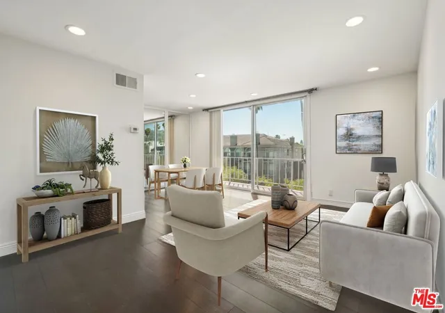 4th image of 100 S Doheny Dr #501, Los Angeles, CA 90048 | MLS# 25606239