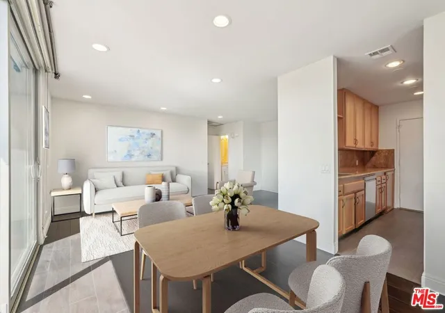 5th image of 100 S Doheny Dr #501, Los Angeles, CA 90048 | MLS# 25606239