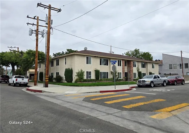 1st image of 24522 24522 Chestnut, Newhall, CA 91321 | MLS# BB25229225