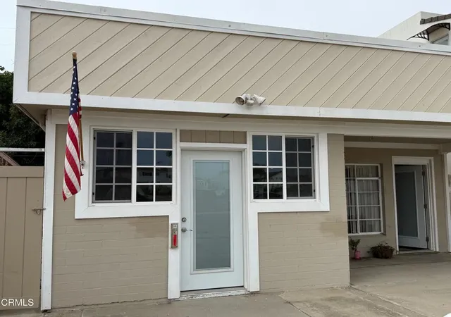 3rd image of 2525 Roosevelt Blvd, Oxnard, CA 93035 | MLS# V1-32888