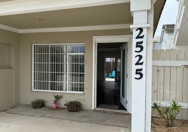 4th image of 2525 Roosevelt Blvd, Oxnard, CA 93035 | MLS# V1-32888