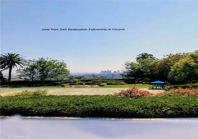 14th image of 534 W Frontenac Ave, Los Angeles, CA 90065 | MLS# TR25240637