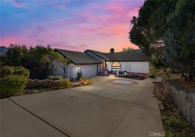 Photo 1 of Single family home for sale at 20220 Bald Mountain, Tehachapi, CA 93561 | MLS# SR25240820 | Listing updated on 2026-09-12