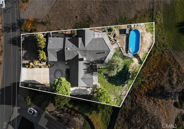 Photo 3 of Single family home for sale at 20220 Bald Mountain, Tehachapi, CA 93561 | MLS# SR25240820 | Listing updated on 2026-09-12
