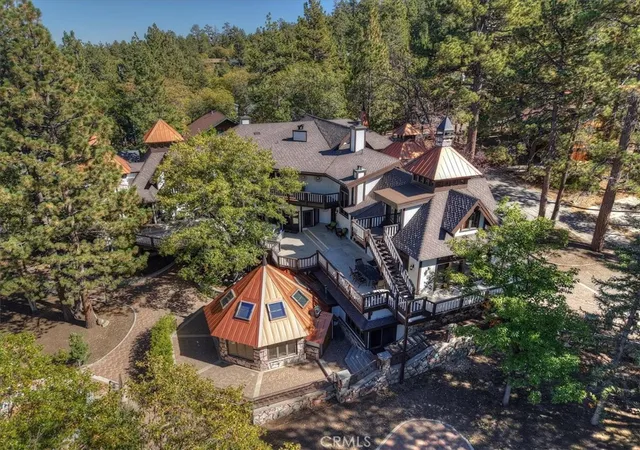 Photo 3 of Single family home for sale at 848 Jeffries, Big Bear Lake, CA 92315 | MLS# IV25240353 | Listing updated on 2026-05-11