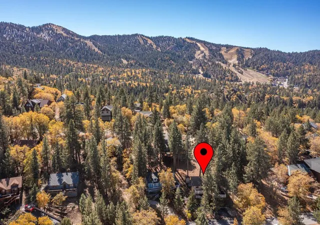 Photo 4 of Single family home for sale at 1411 Klamath Rd, Big Bear, CA 92314 | MLS# 219137136PS | Listing updated on 2026-05-06