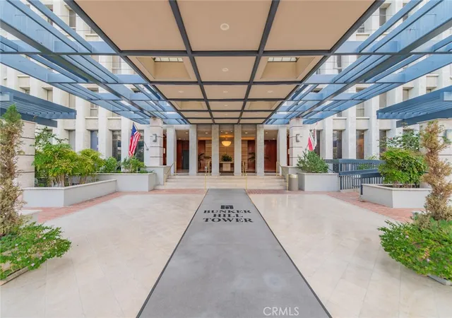 1st image of 800 W 1st St #504, Los Angeles, CA 90012 | MLS# PW25241937