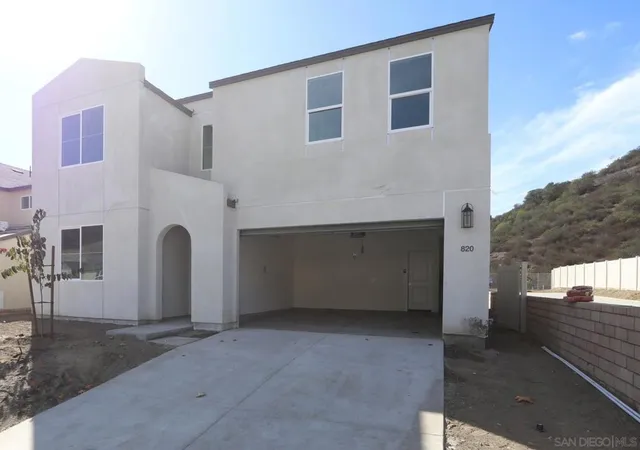 4th image of 820 Meadowood St #LOT 352, Fallbrook, CA 92028 | MLS# 250041992SD