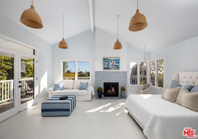 Homes for sale in Santa Barbara, CA | 31 Cedar Ln, Santa Barbara, CA 93108 | MLS# 25608453