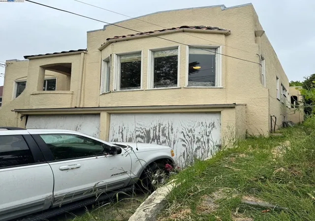 4th image of 2123 High St, Oakland, CA 94601 | MLS# 41115309