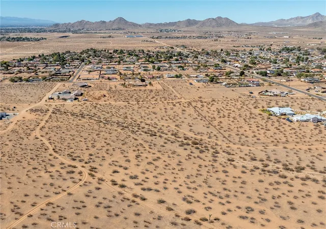 Photo 2 of Land for sale at 0 Candlewood Rd, Apple Valley, CA 92307 | MLS# HD25241820 | Listing updated on 2026-04-08