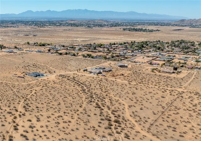 Photo 3 of Land for sale at 0 Candlewood Rd, Apple Valley, CA 92307 | MLS# HD25241820 | Listing updated on 2026-04-08